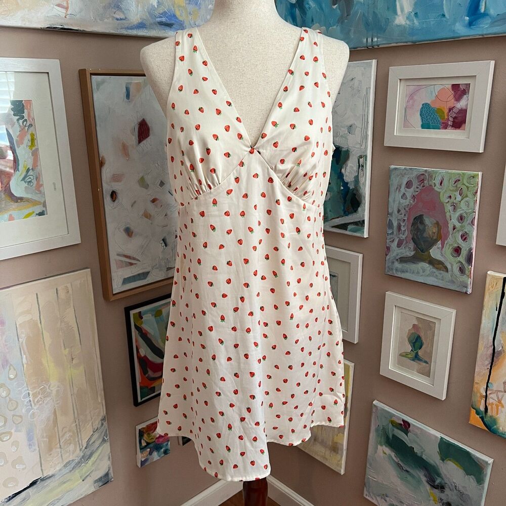 Mi Ami White Strawberry Print Sleeveless Mini Dress Fit & Flare Size L Flawed